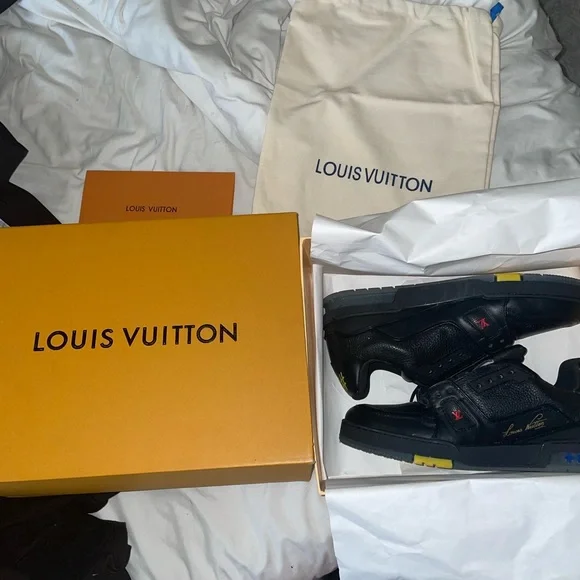 Brand new worn 1x Balenciaga | Shoes | Black Triple S Brand New Worn X Comes  main image 4